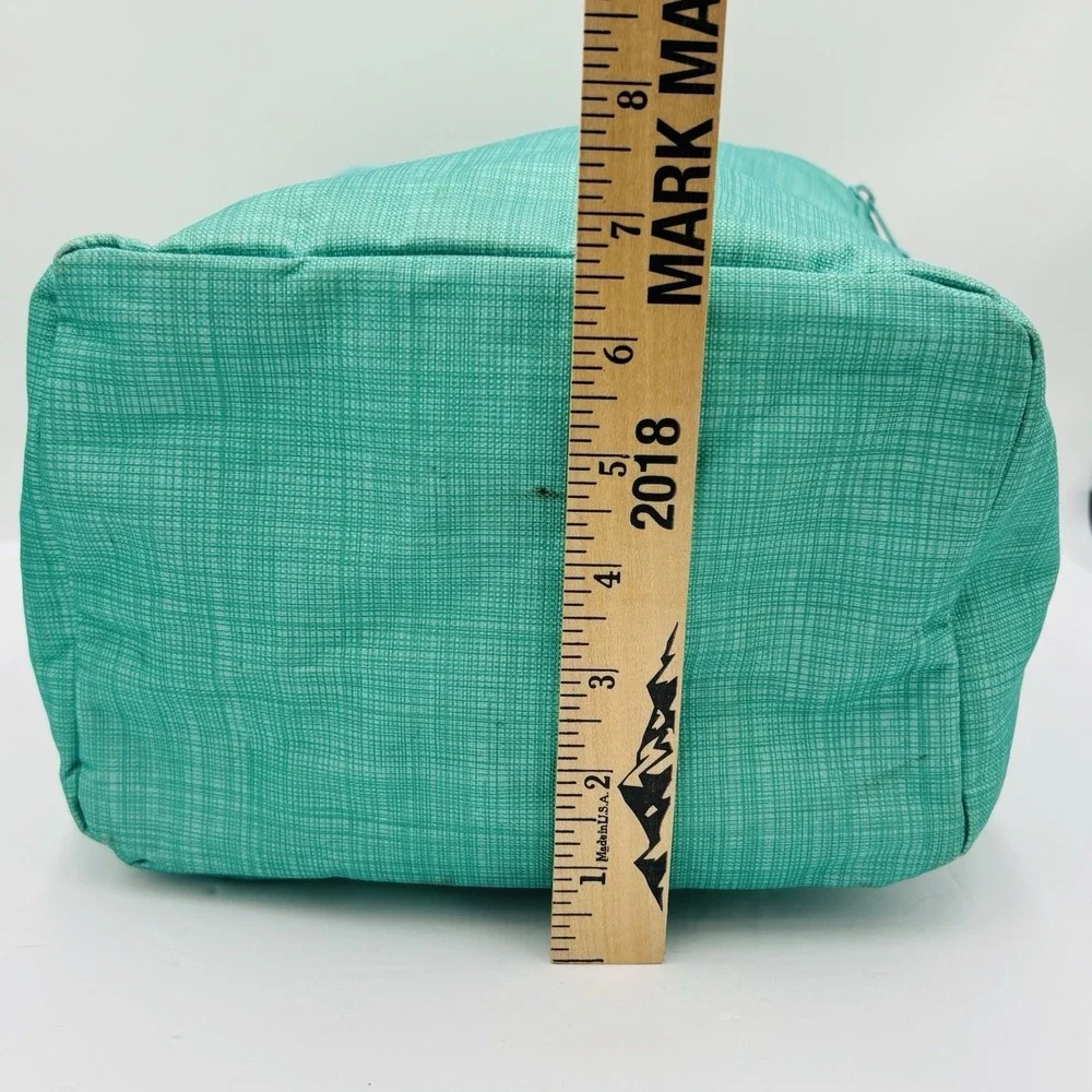 Thirty-One Go-To Thermal Pouch Tall Lunch Bag Turquoise Cross Pop Lunch Storage